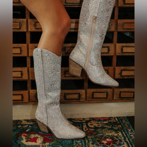 MATISSE: NASHVILLE WESTERN BOOT - Picture 1 of 4